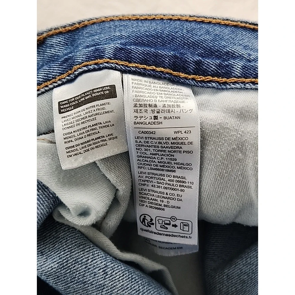 Levi's 505 Jeans Mens 38x32 Straight Leg Regular Fit Medium Wash Western Classic